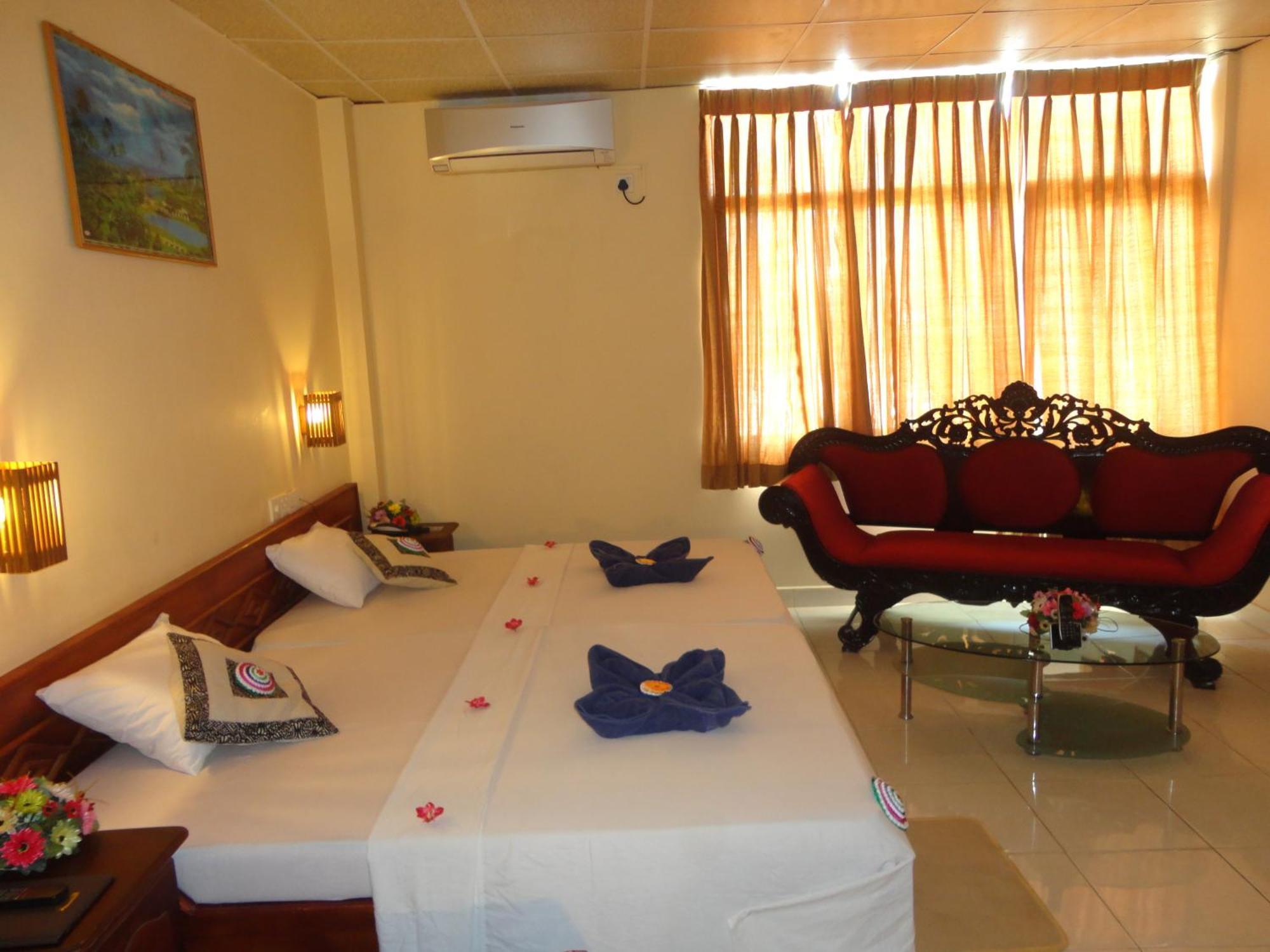 Brighten Hotel Kolombo Bagian luar foto