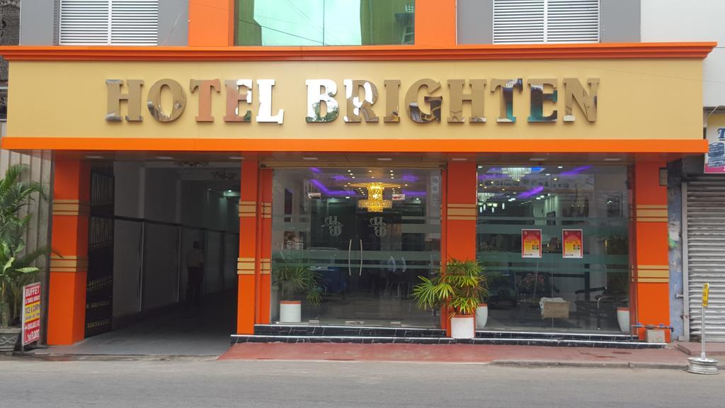 Brighten Hotel Kolombo Bagian luar foto