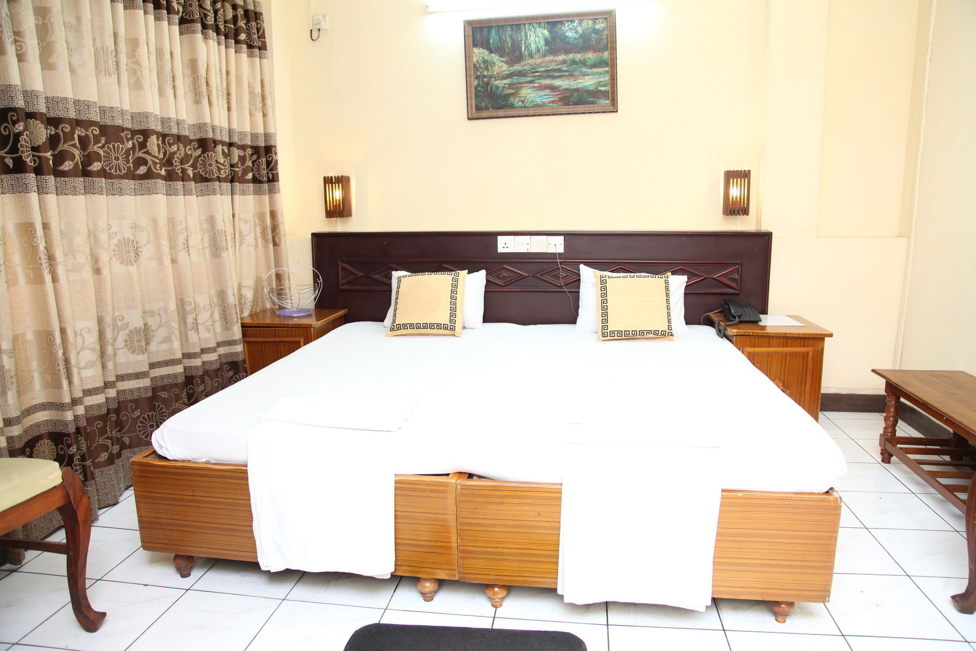 Brighten Hotel Kolombo Bagian luar foto