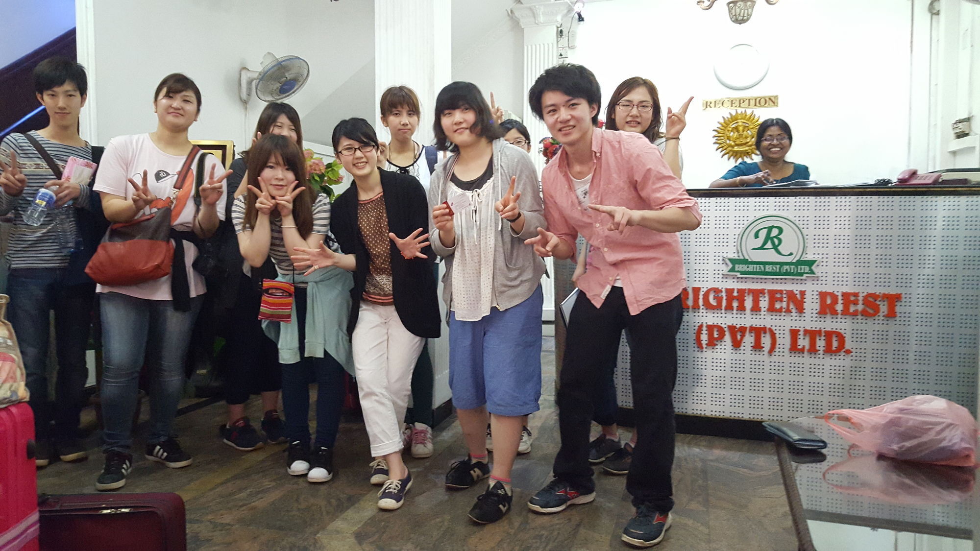 Brighten Hotel Kolombo Bagian luar foto